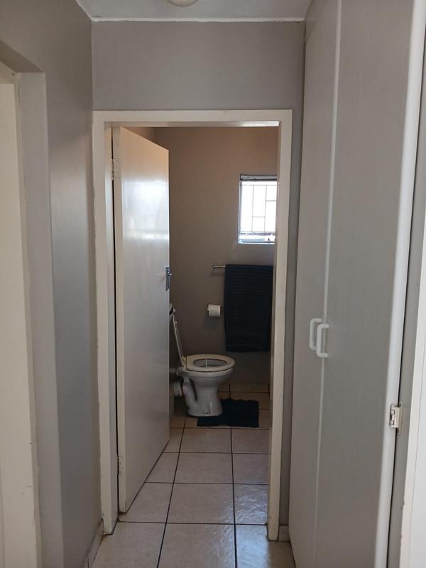 To Let 1 Bedroom Property for Rent in Die Bult North West